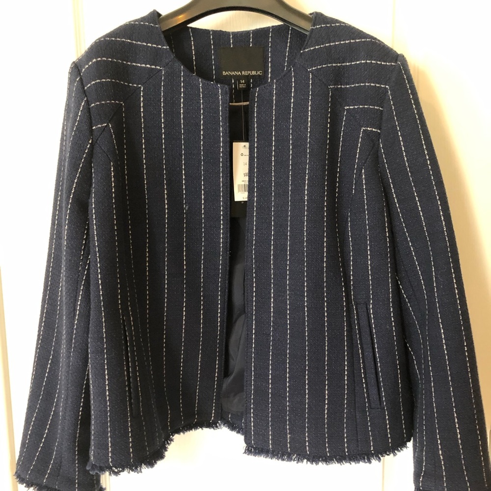 NWT Banana Republic Cropped Blazer -Navy Pinstripe